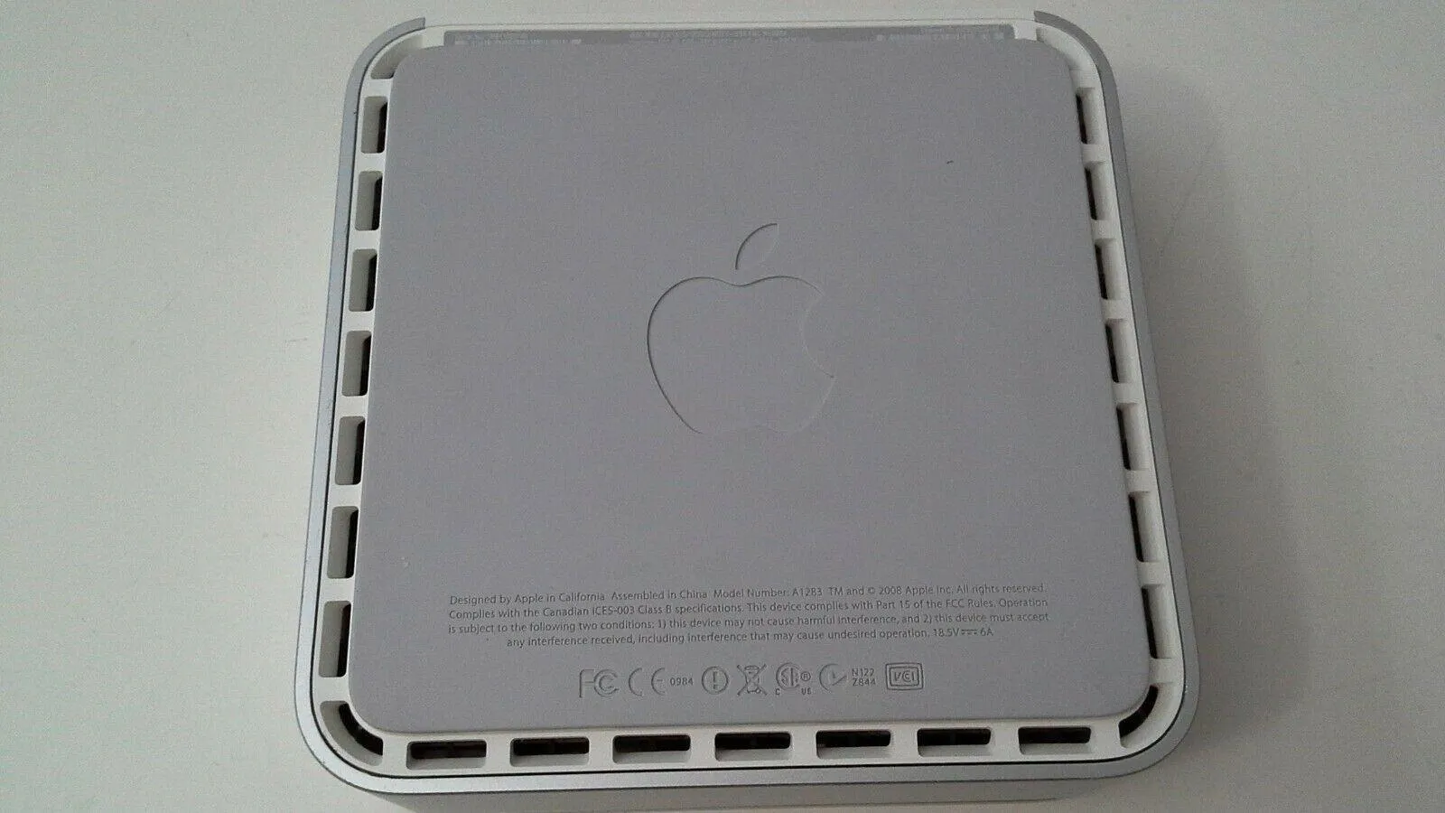 Apple Mac mini A1283, C2D 2.26 GHz, 4GB mem,500GB HDD OSX 10.11.6. El Capitan Refurbished