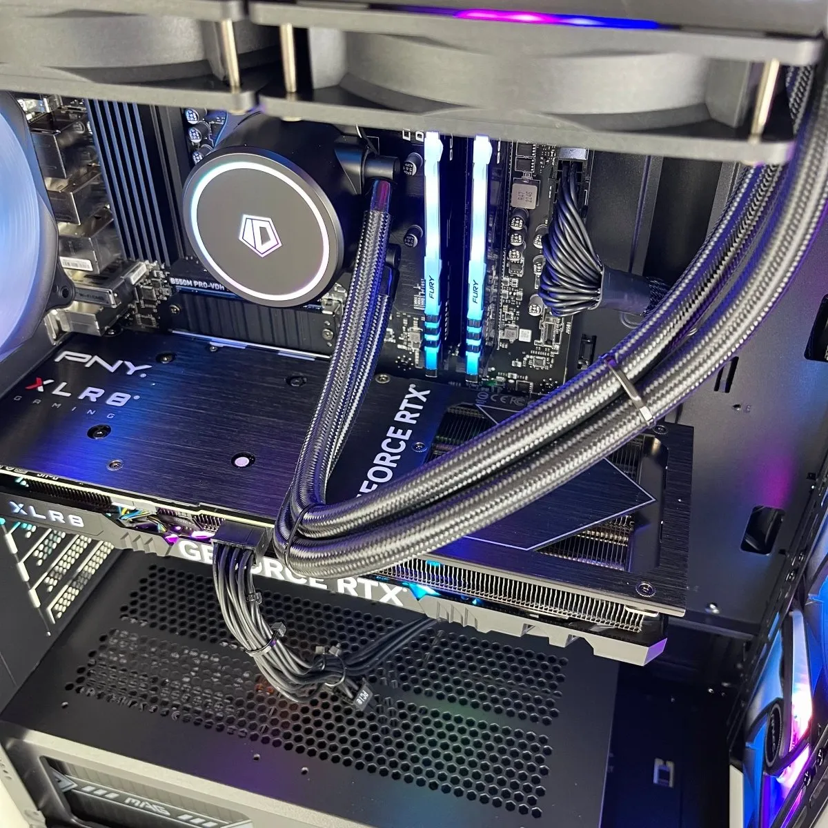 IGaming Intel Core i5 14600KF | RTX 4060Ti-4070 Super | 32GB DDR5 AX81 Elite
