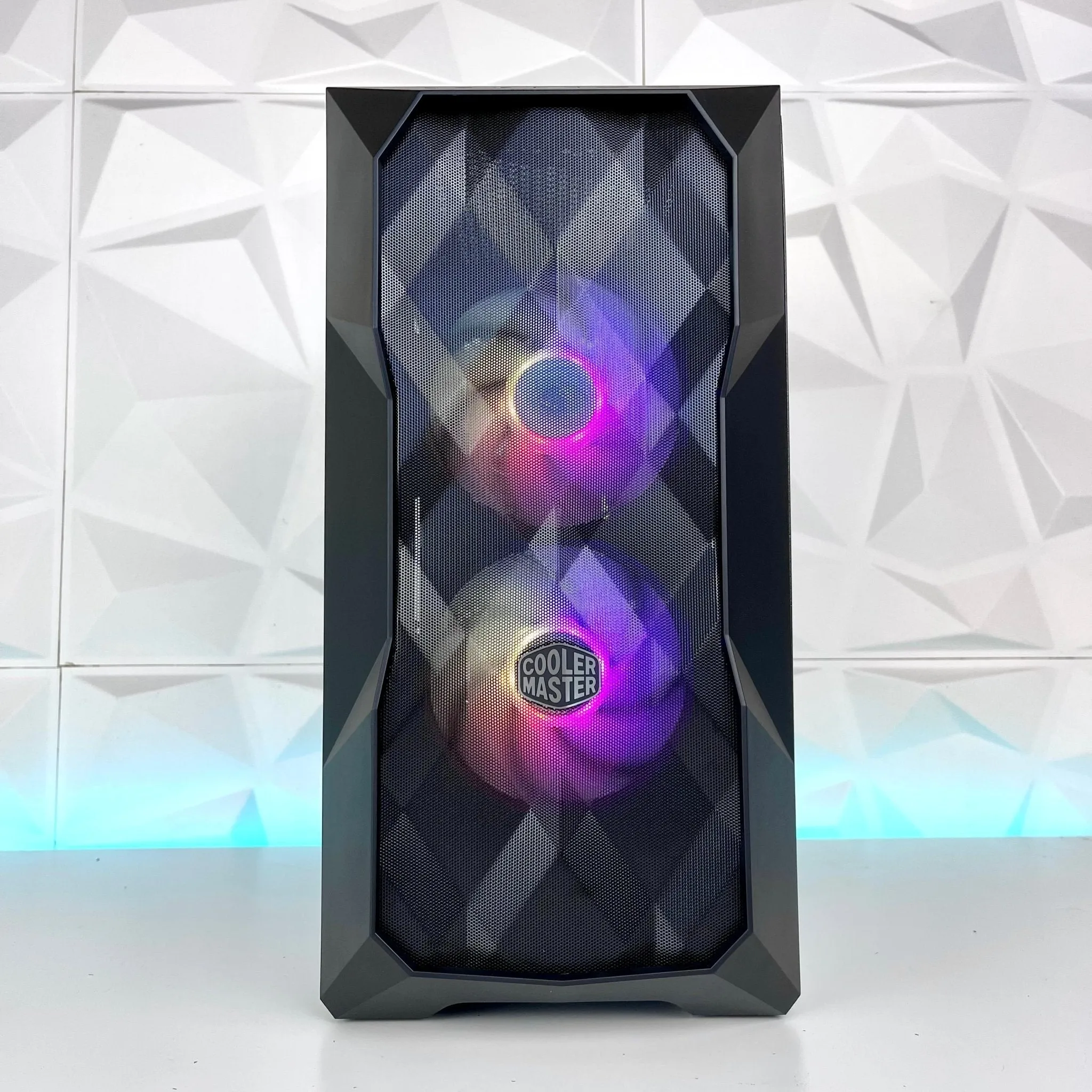 IGaming Ryzen 5 5600 | RTX 4060 Ti/4070S | TD300 Crystal Dark