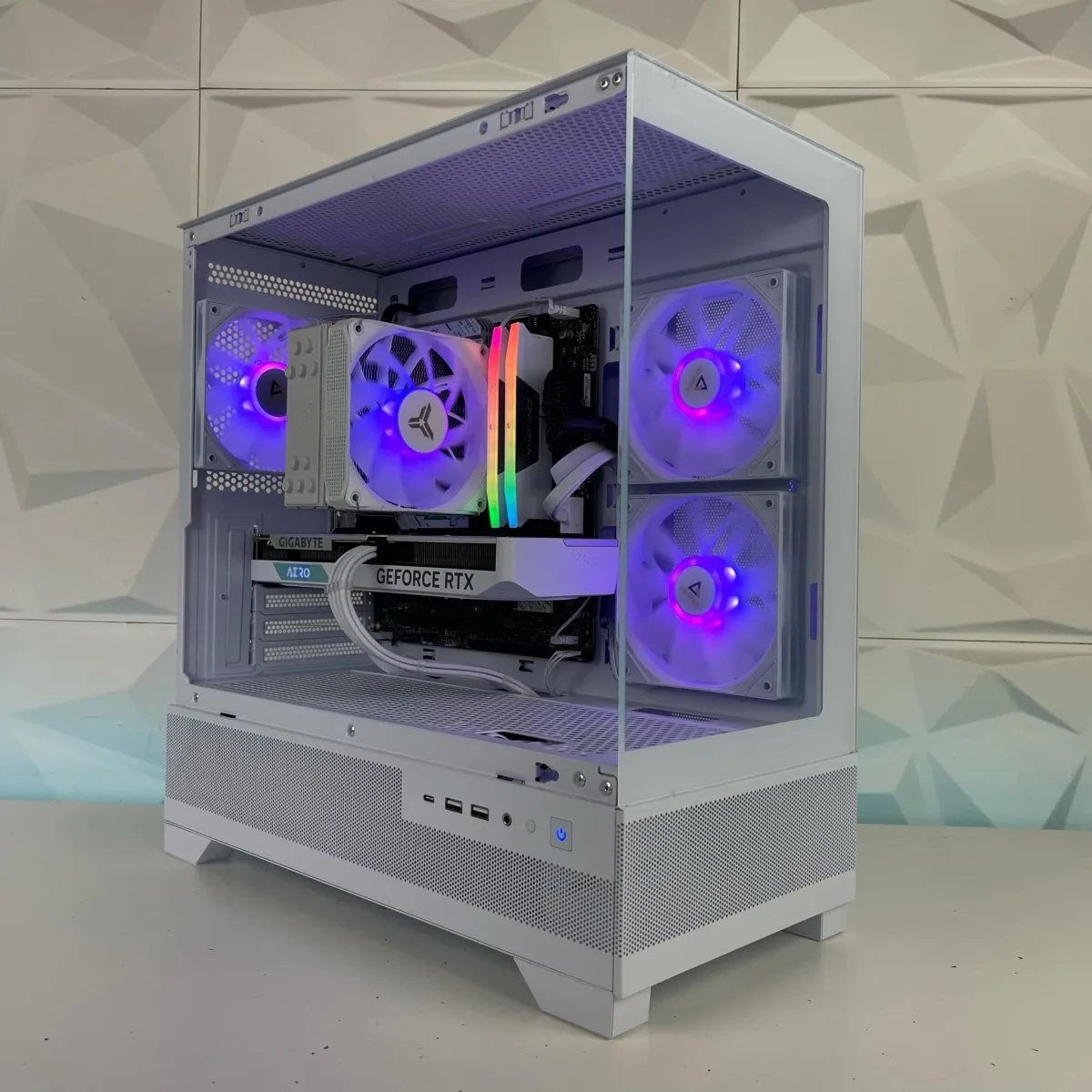 IGaming Ryzen 5 9600X | RTX 4060-4070 Super | CX500 White