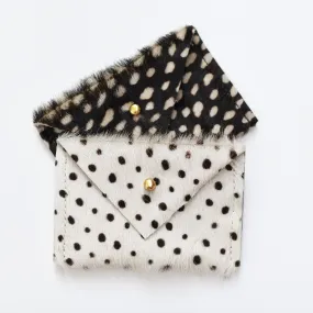 Kortholder- Svart med hvite polkadotter