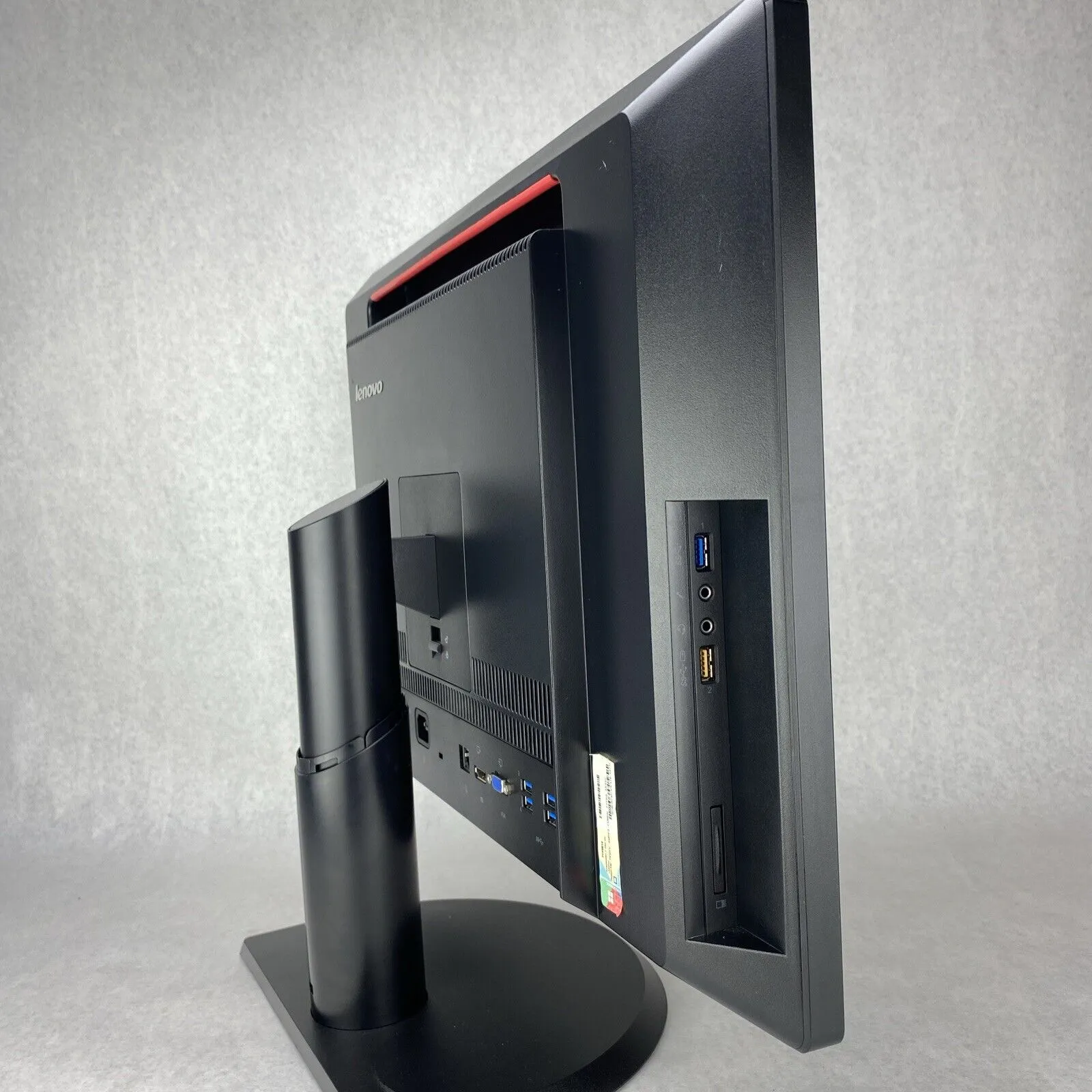 Lenovo ThinkCentre M93z 23" AIO Intel Core i5-4590S 3.0GHz 8GB RAM No HDD OS