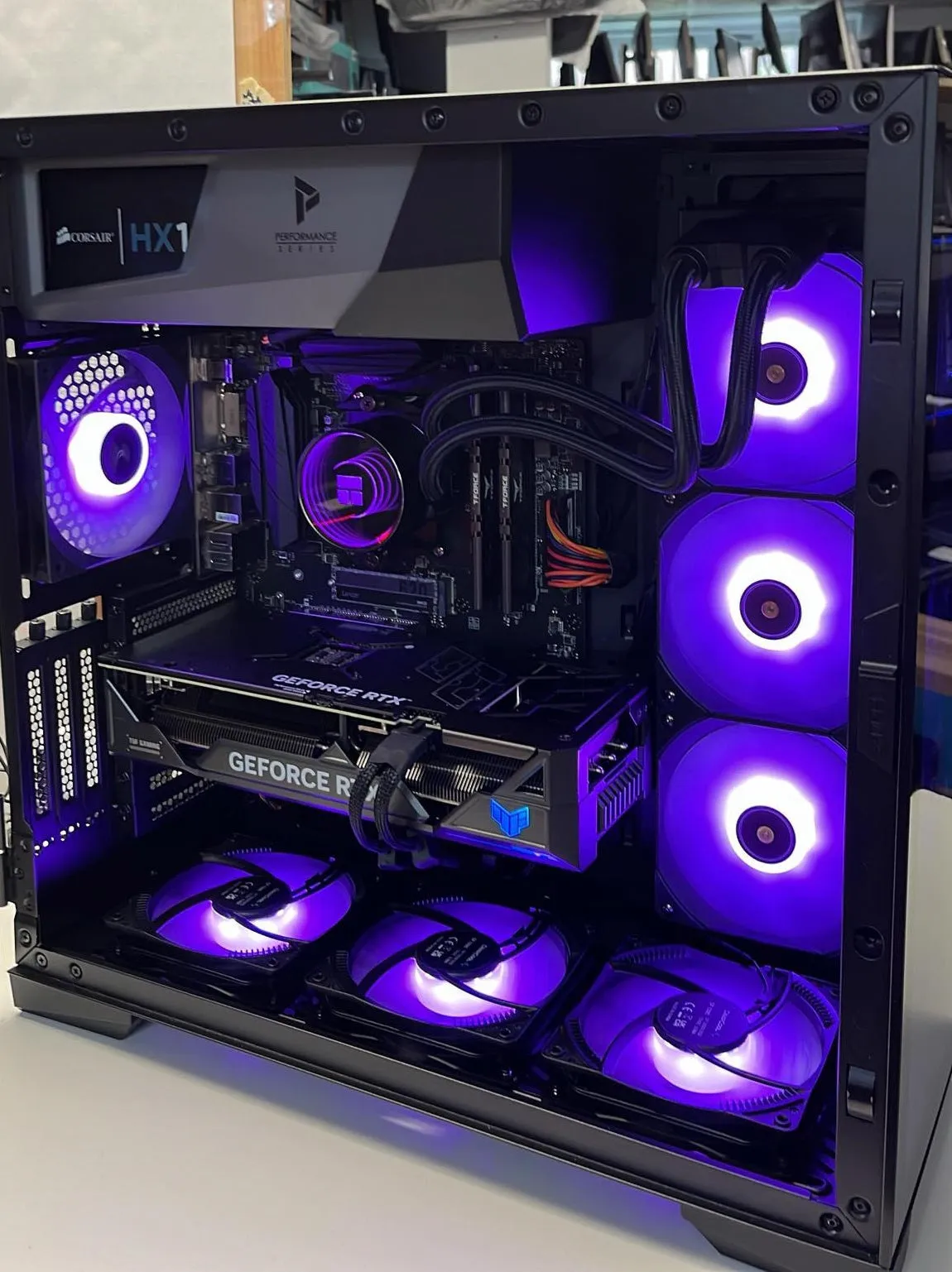 PC GAMING ASUS TUF RTX4070-Ti SUPER 16GB RYZEN 7 5700X 32GB DDR4 SSD 1TB NVMe