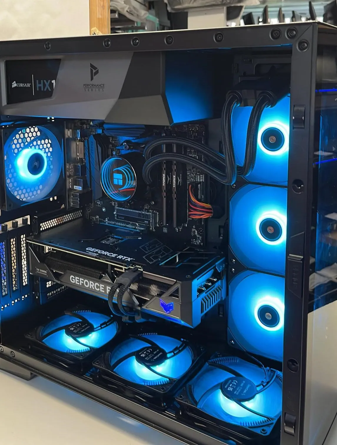 PC GAMING ASUS TUF RTX4070-Ti SUPER 16GB RYZEN 7 5700X 32GB DDR4 SSD 1TB NVMe