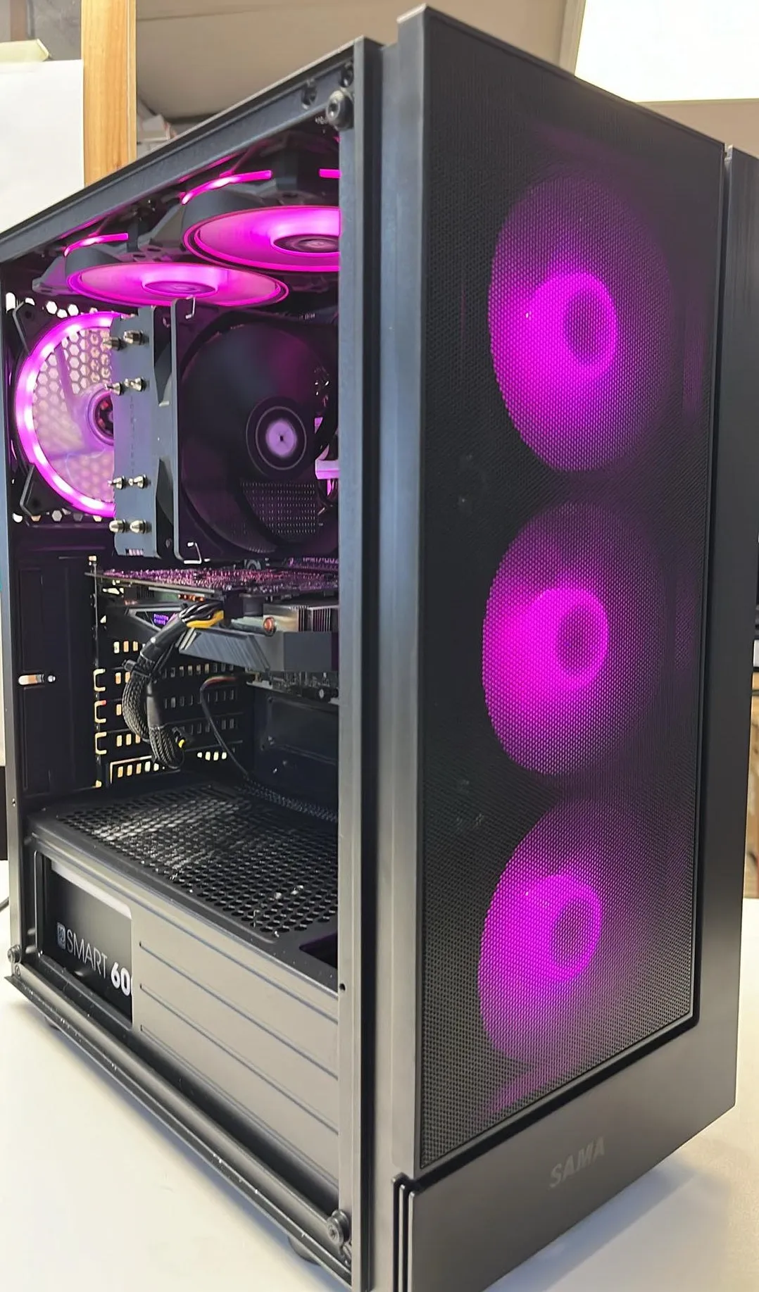 PC GAMING Intel i7-6700 3,40Ghz SSD Neuf 1TB 16GB DDR4 Radeon RX 570 8GB