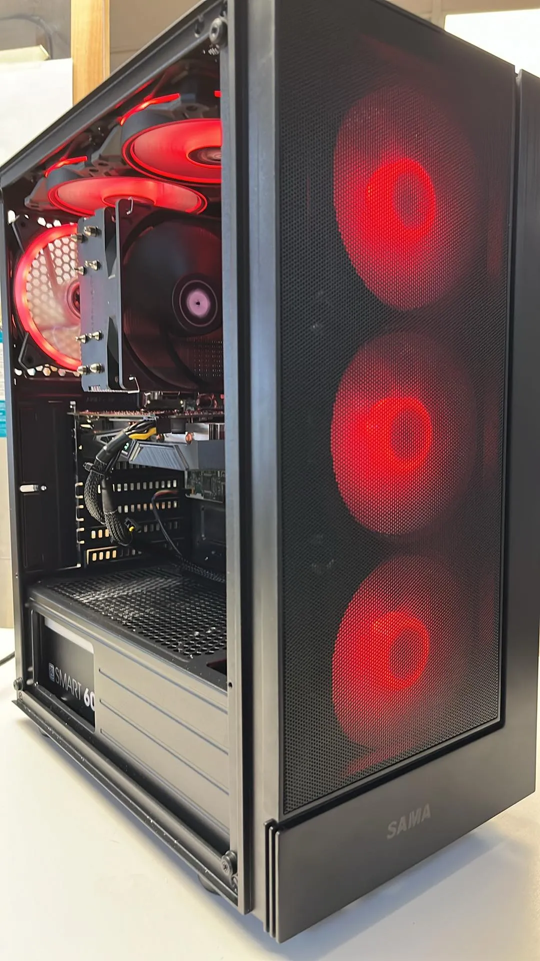 PC GAMING Intel i7-6700 3,40Ghz SSD Neuf 1TB 16GB DDR4 Radeon RX 570 8GB