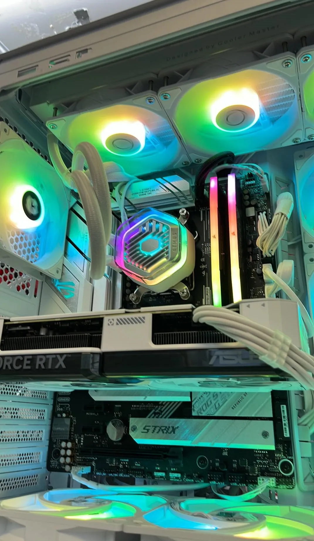 PC GAMING NEUF ASUS RTX 4070 12GB OC Ryzen 9 7900 32GB DDR5 6000Mhz SSD 4TB WiFi