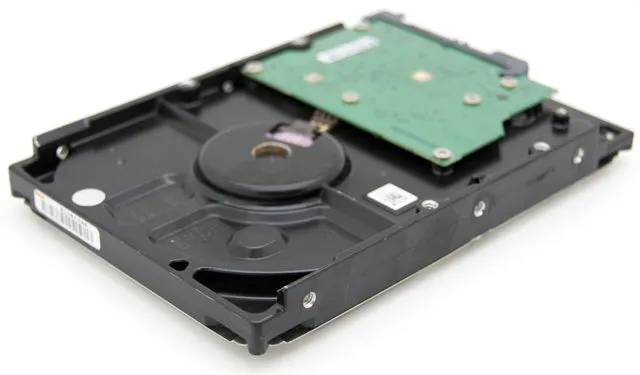 Seagate 160GB 7200RPM SATA Desktop Hard Drive Model:ST3160215SCE PN:9CZ112-160