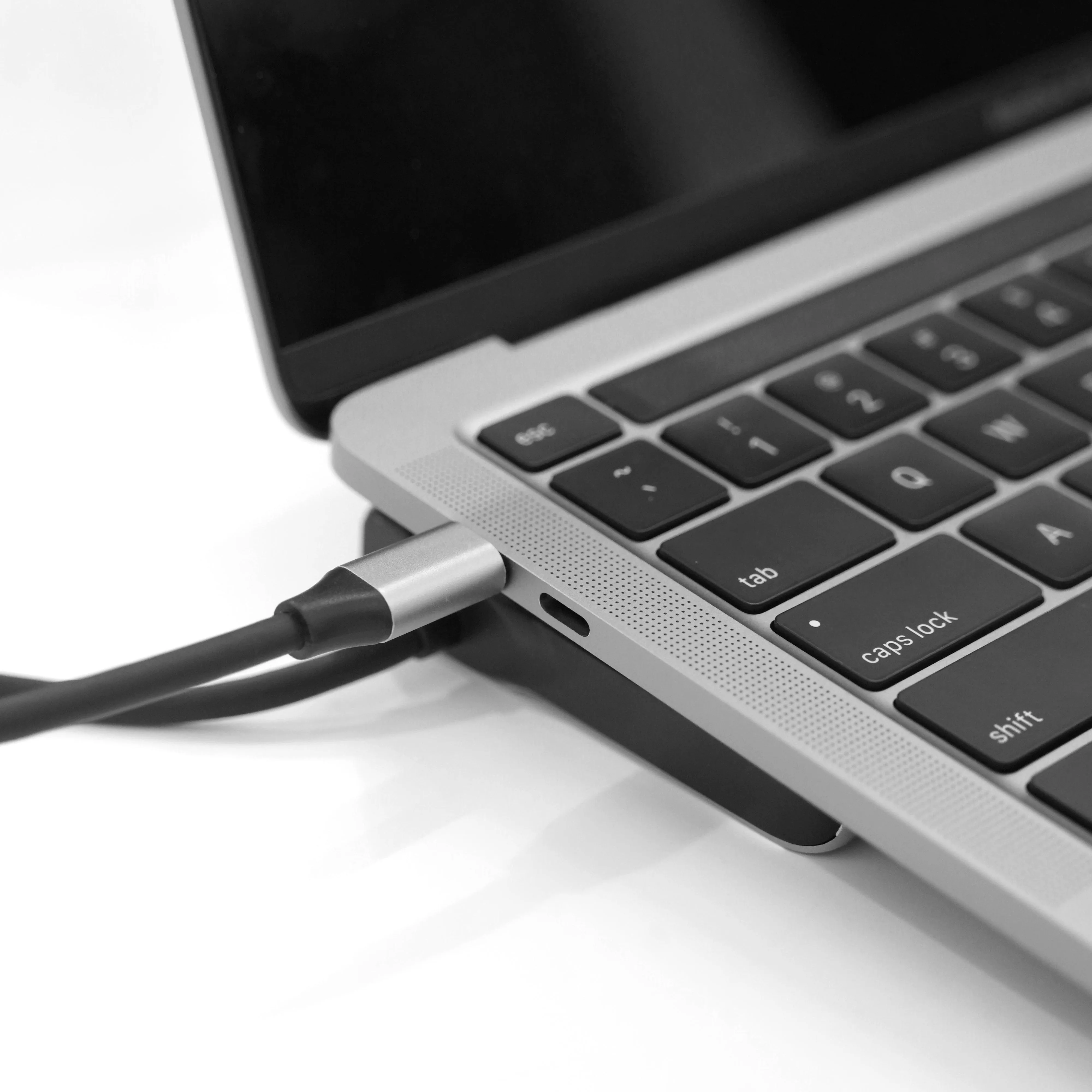 Vinnic 14-in-1 USB-C Duo Display Docking Station